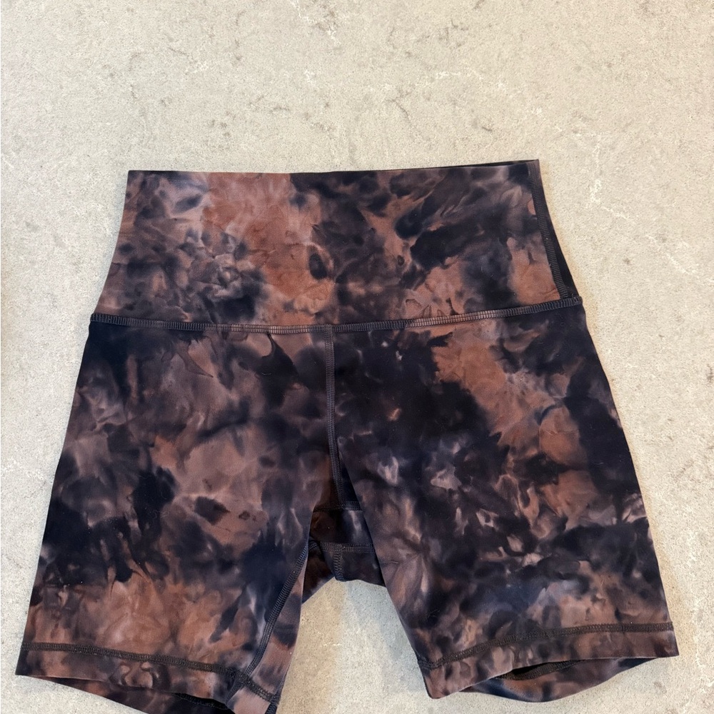 Lululemon diamond dye align shorts
